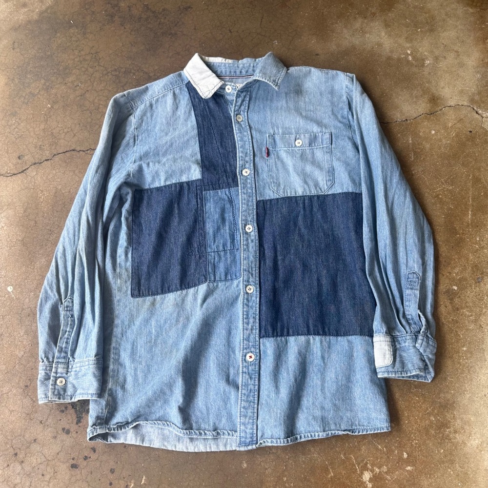 Levi's Denim Button Down Kids Size M Blue Good Patchwork Long Sleeve Shirt